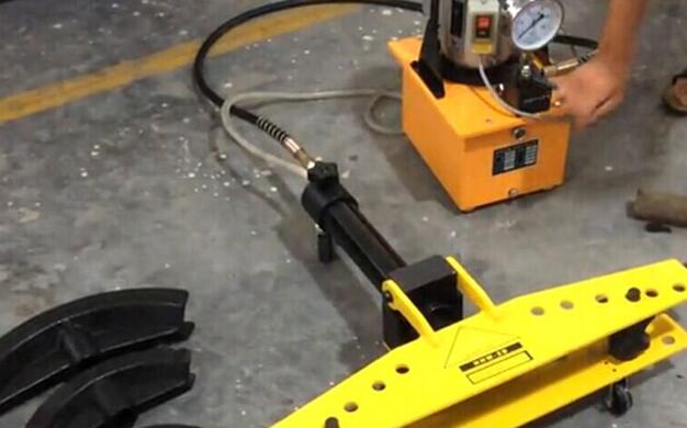 自动弯管机关键因素是什么？